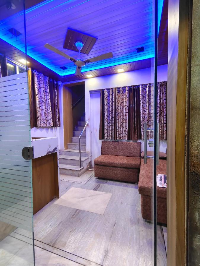 Hotel Anjali Ujjain Bagian luar foto
