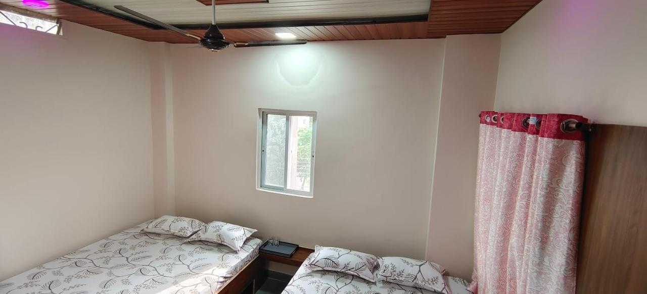 Hotel Anjali Ujjain Bagian luar foto